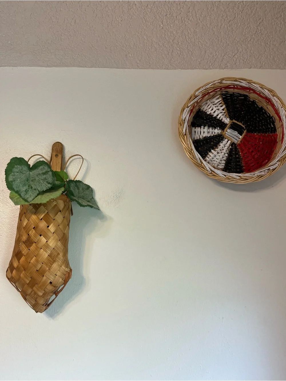 Authentic vintage jewelry Woven Wall Basket with flat back